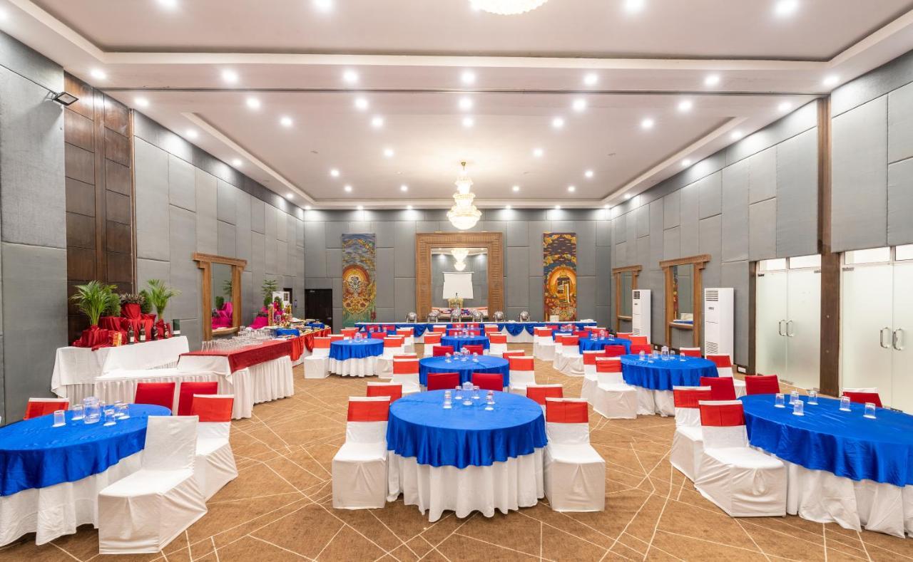 Soaltee Westend Premier เนปาลกันจ์ ภายนอก รูปภาพ